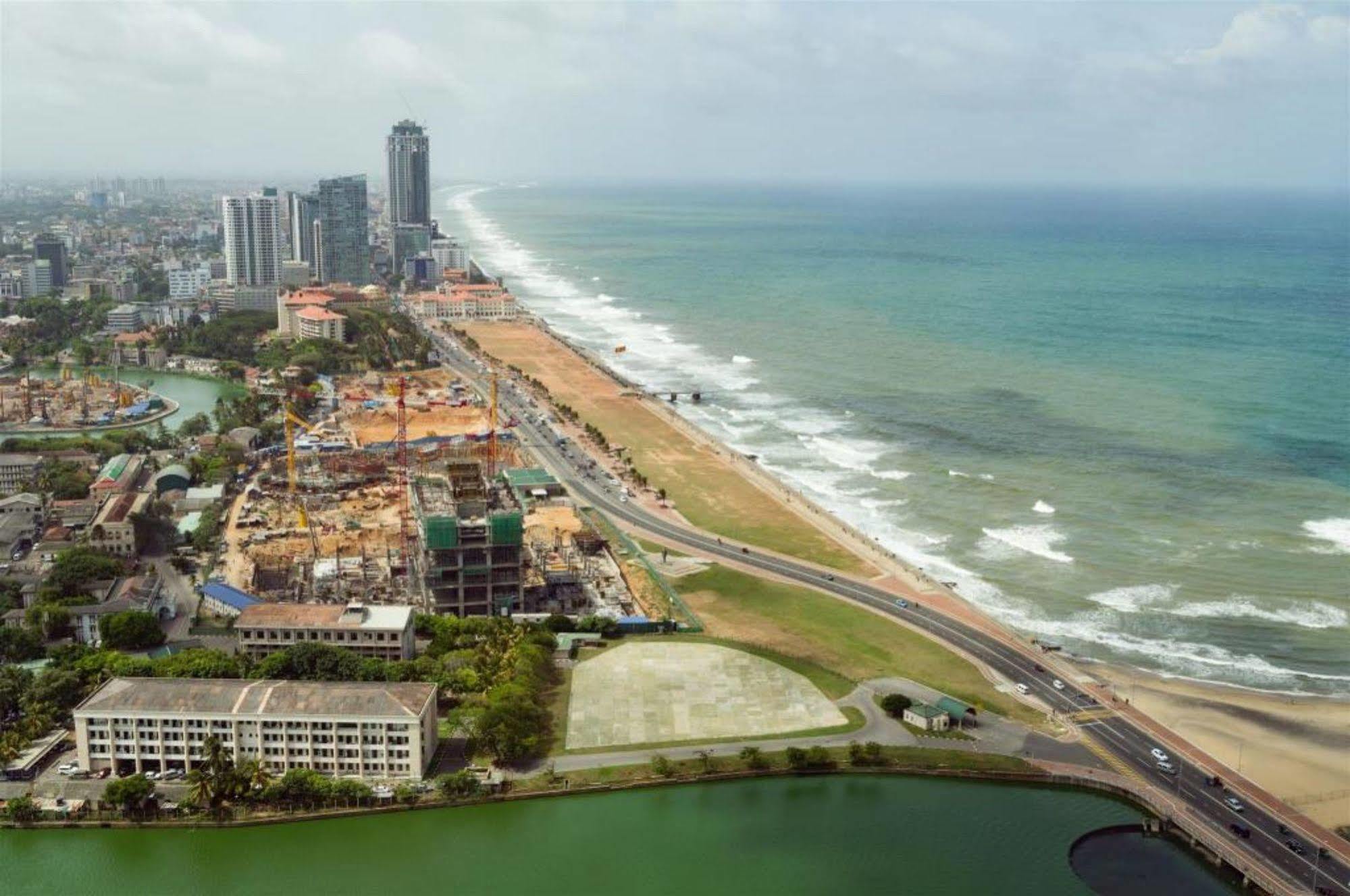 Port View 3* Colombo